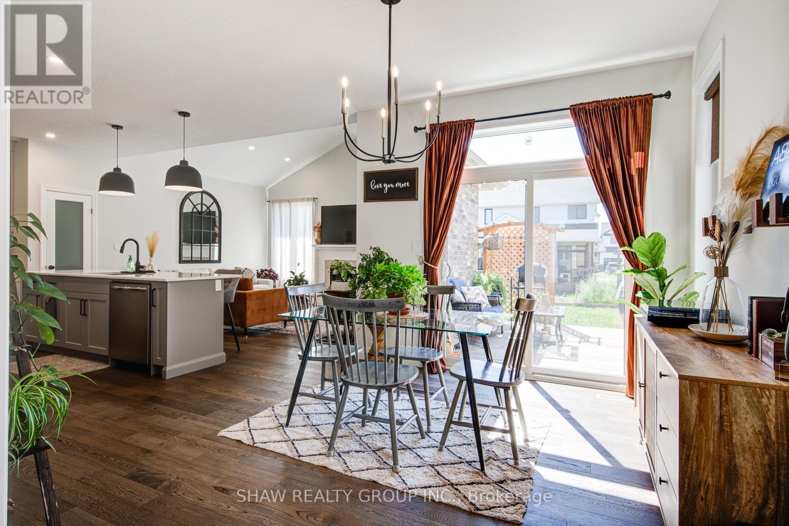111 Livingston Drive, Tillsonburg, Ontario  N4G 0J3 - Photo 8 - X12357639