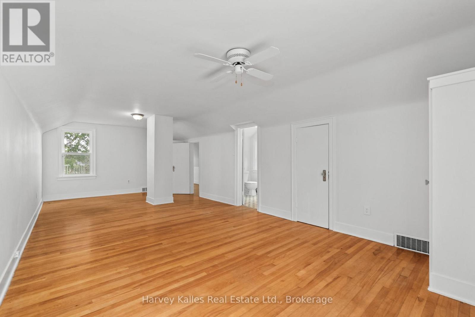 16 Manominee Street, Huntsville, Ontario  P1H 1H2 - Photo 19 - X12357735
