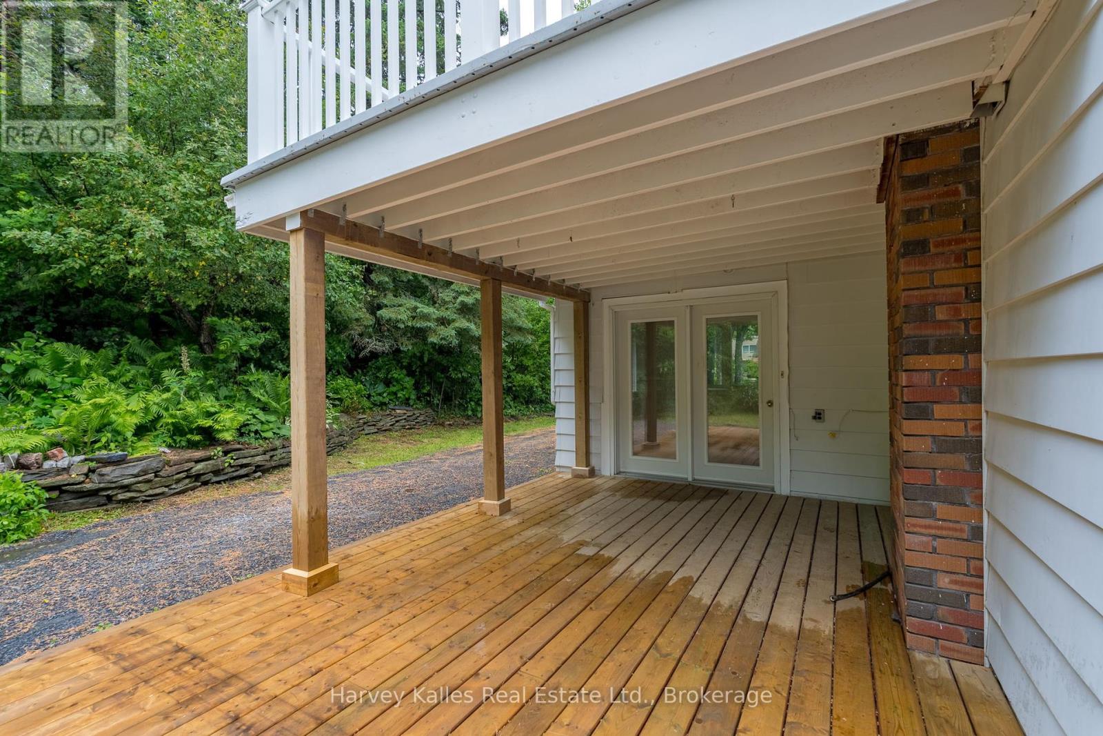 16 Manominee Street, Huntsville, Ontario  P1H 1H2 - Photo 24 - X12357735