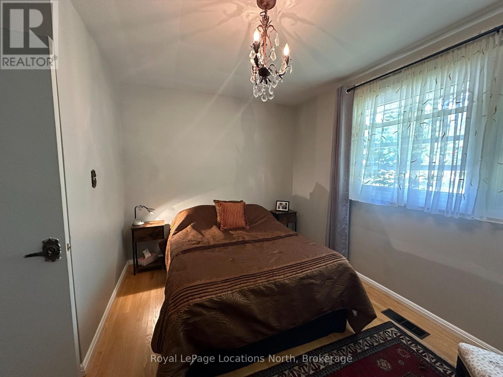 245 Pearson Street N, Meaford, Ontario  N4L 1L6 - Photo 12 - X12357766