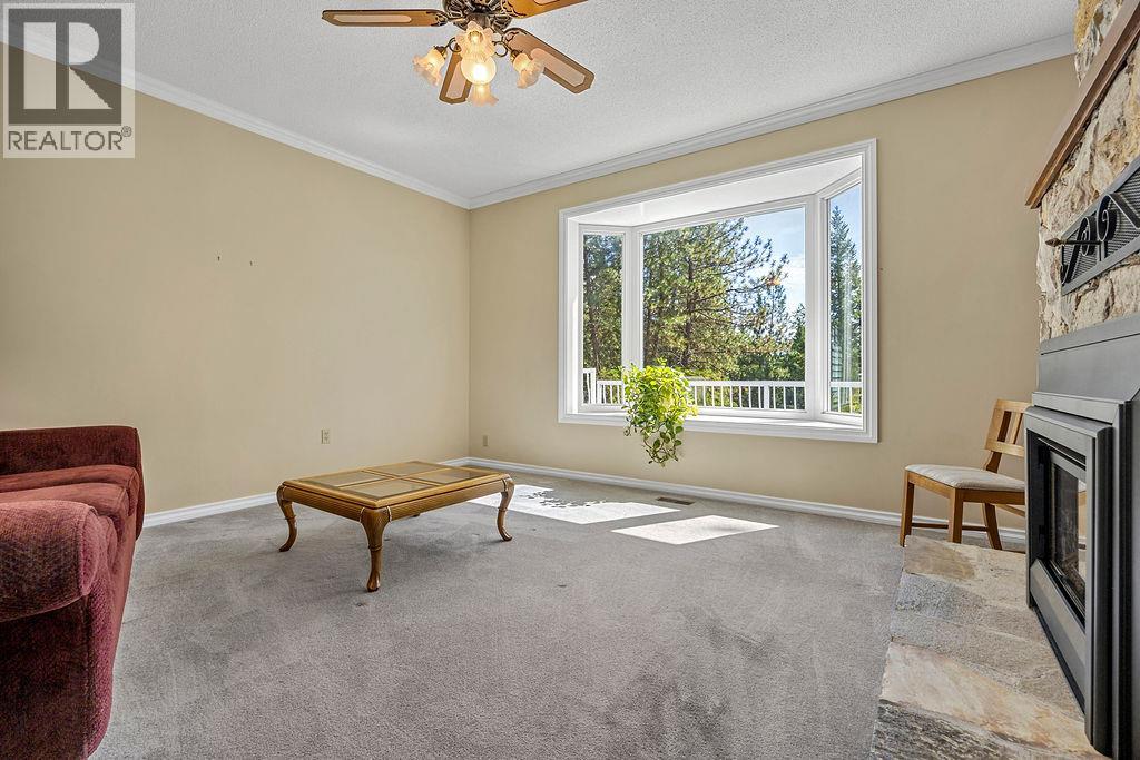 4340 Sharp Road, Armstrong, British Columbia  V4Y 0V6 - Photo 8 - 10359970