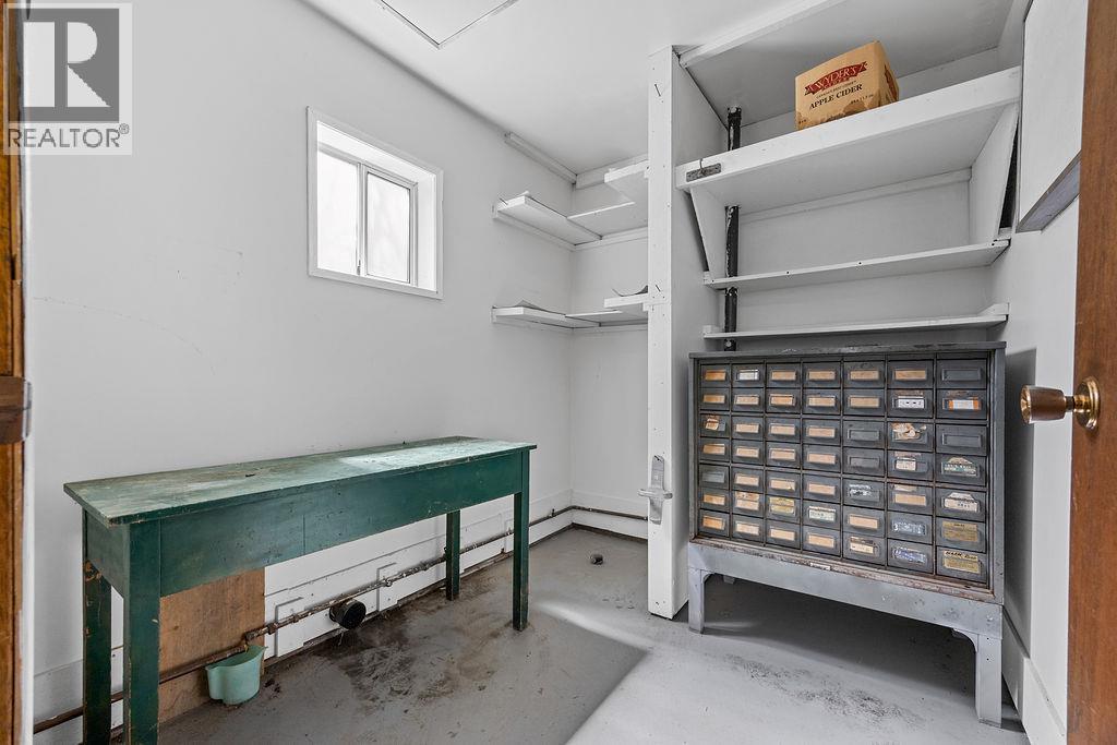 4340 Sharp Road, Armstrong, British Columbia  V4Y 0V6 - Photo 51 - 10359970