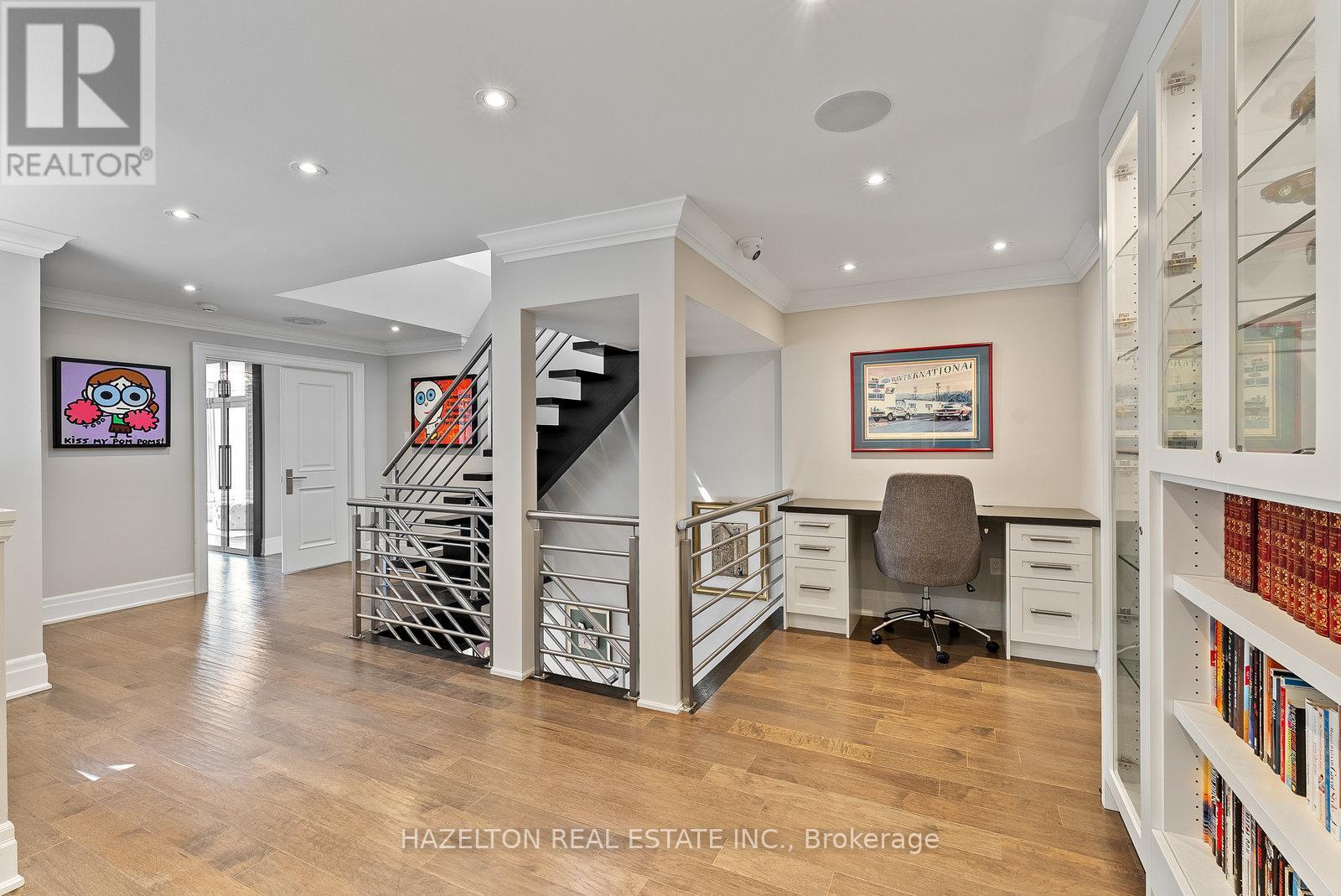 2008 - 110 Bloor Street W, Toronto, Ontario  M5S 2W7 - Photo 16 - C12357513