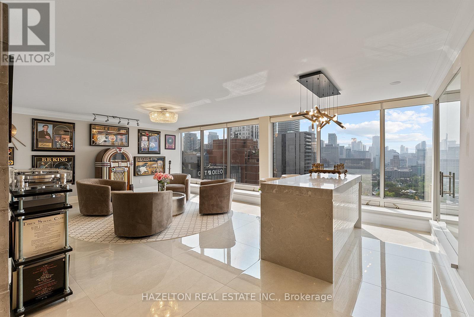 2008 - 110 Bloor Street W, Toronto, Ontario  M5S 2W7 - Photo 9 - C12357513