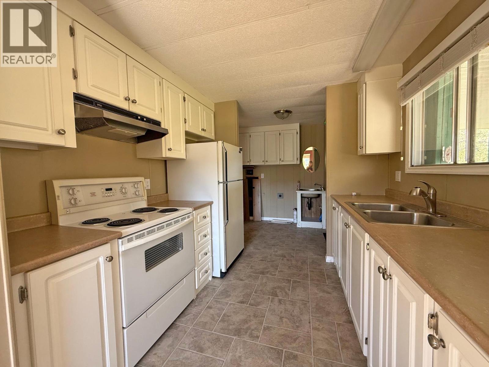 20 1700 Broadway Avenue, Williams Lake, British Columbia  V2G 2W5 - Photo 2 - R3039393