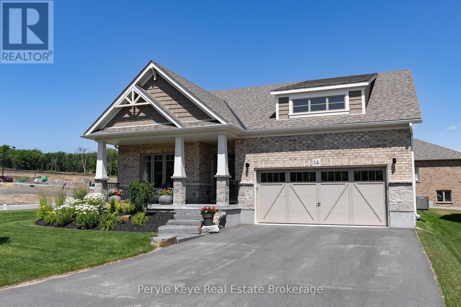 14 Charles Morley Boulevard, Huntsville, Ontario  P1H 0G5 - Photo 1 - X12282204