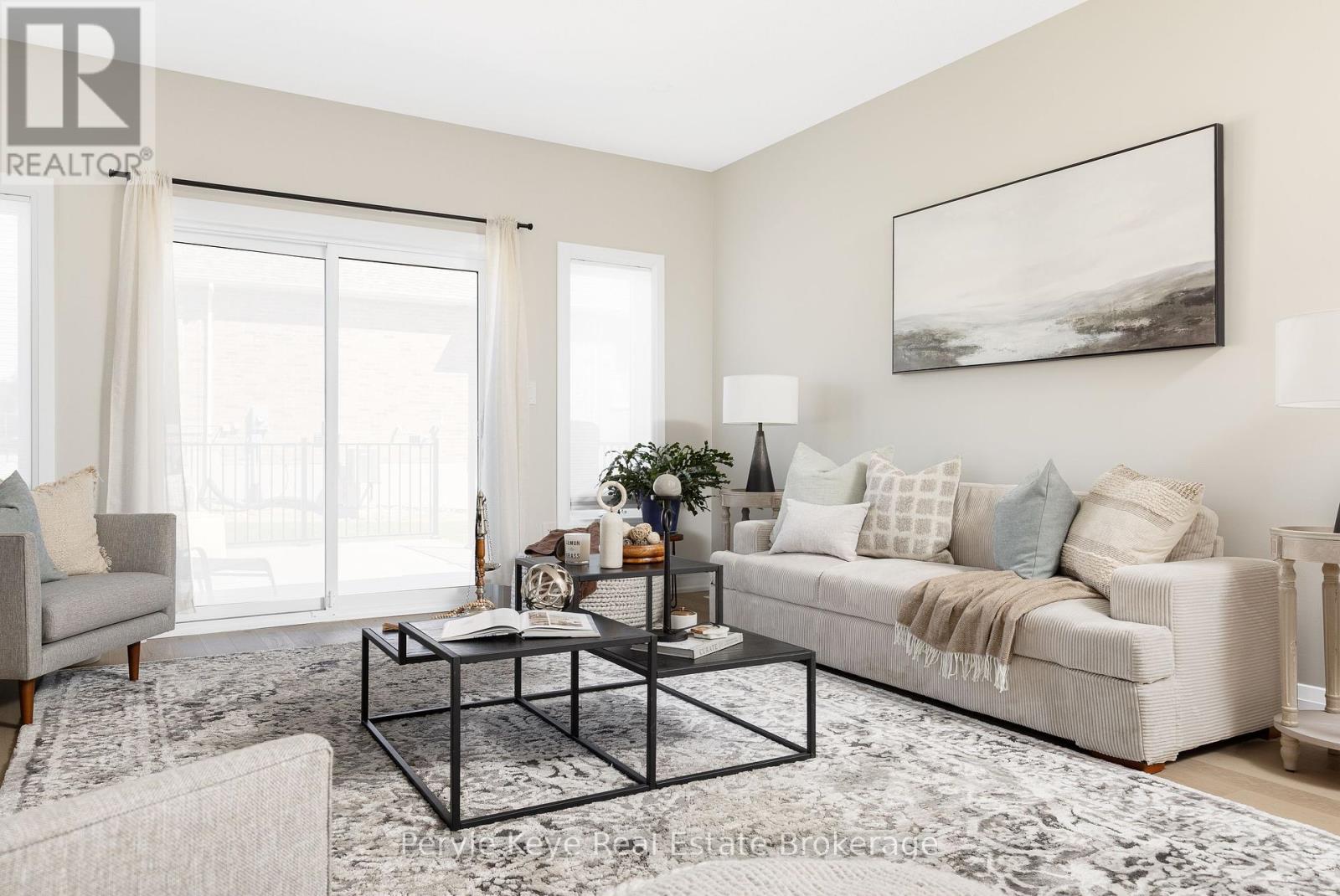 14 Charles Morley Boulevard, Huntsville, Ontario  P1H 0G5 - Photo 4 - X12282204