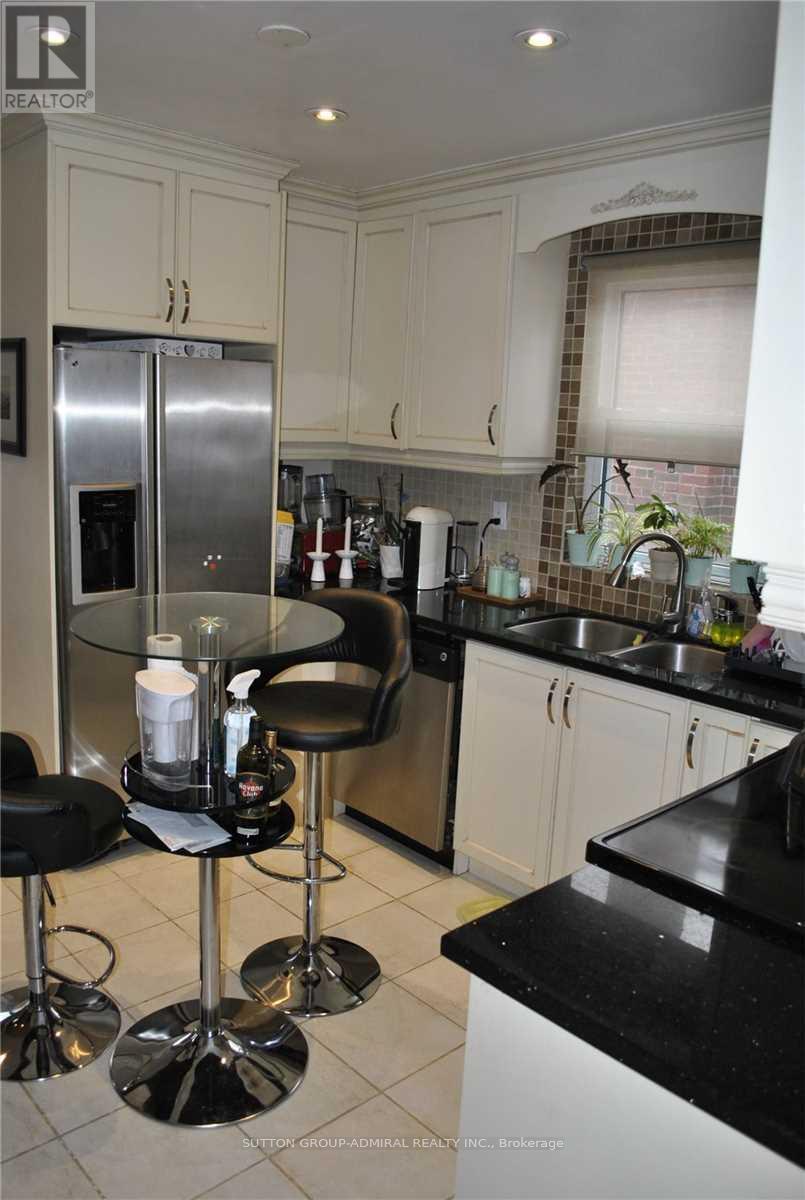 138 Poyntz Avenue, Toronto, Ontario  M2N 1J4 - Photo 12 - C12357723