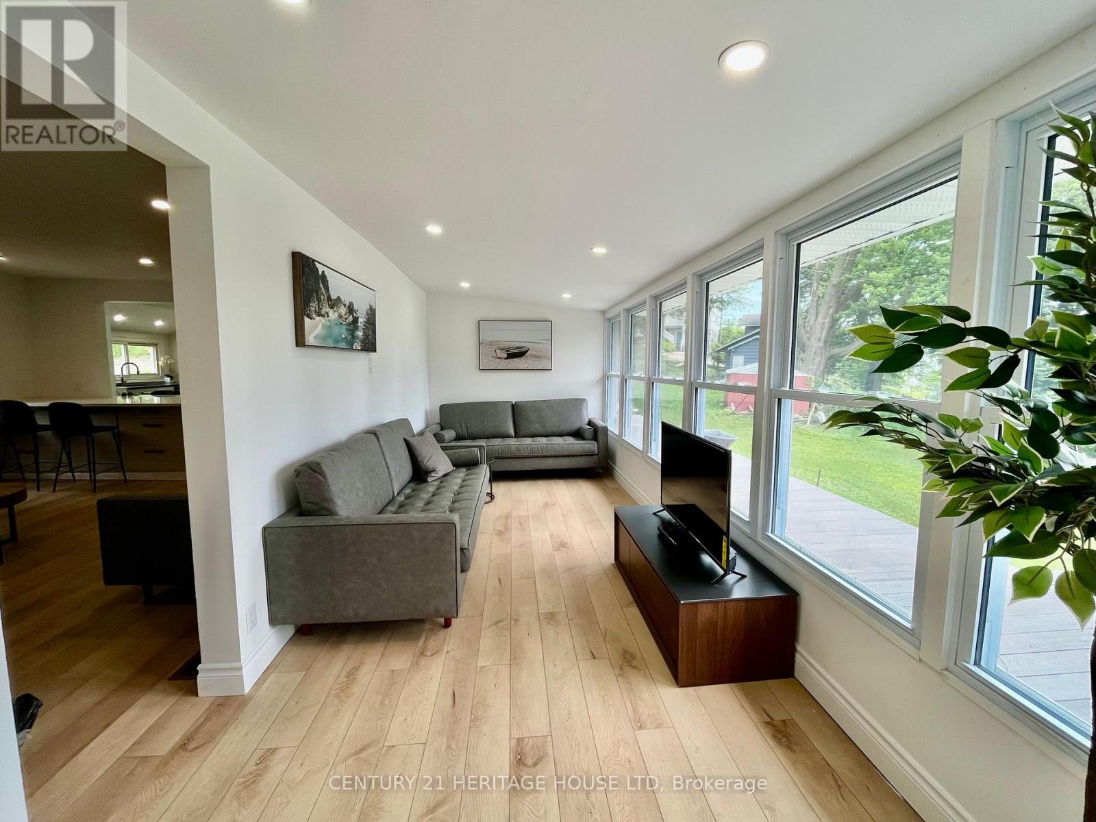 3490 Waneeta Drive, Malahide, Ontario  N5H 2R2 - Photo 19 - X12357826