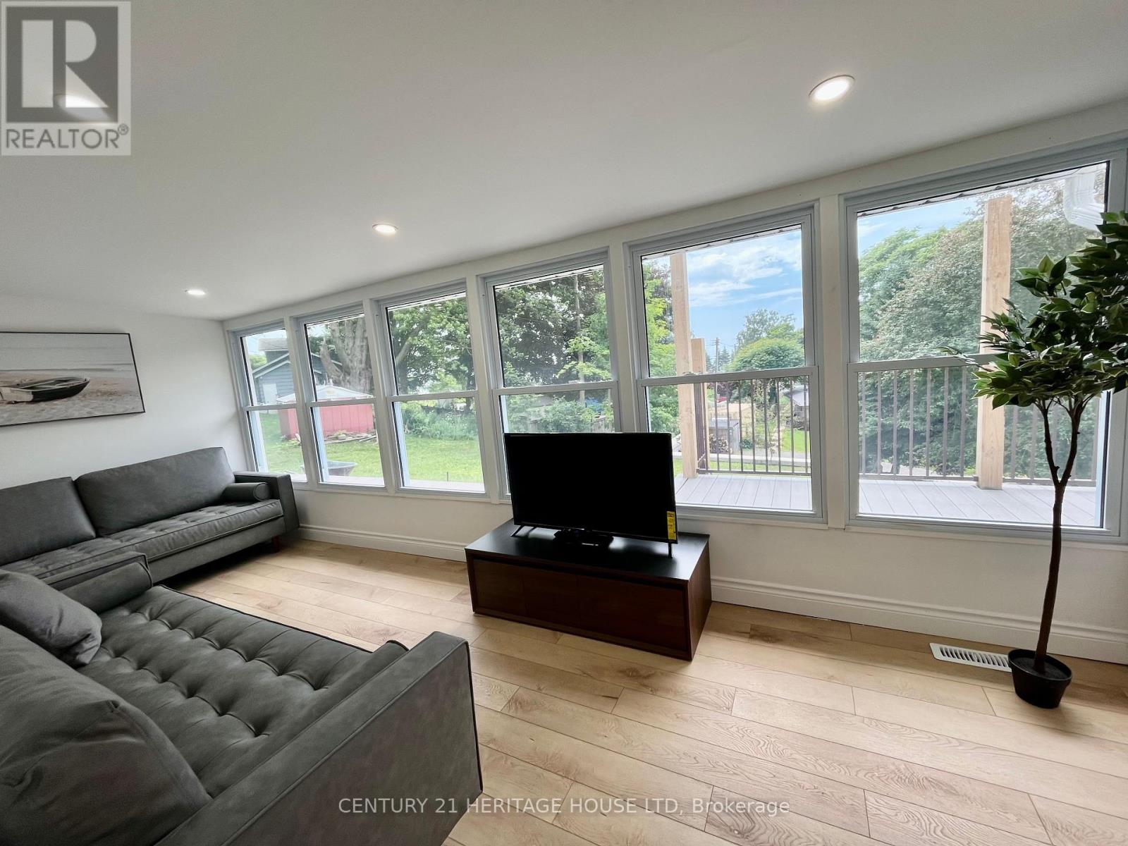 3490 Waneeta Drive, Malahide, Ontario  N5H 2R2 - Photo 20 - X12357826