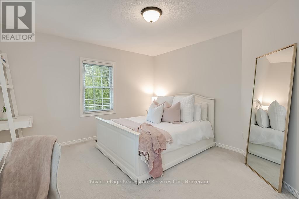 2101 Grosvenor Street, Oakville, Ontario  L6H 4N1 - Photo 33 - W12357811