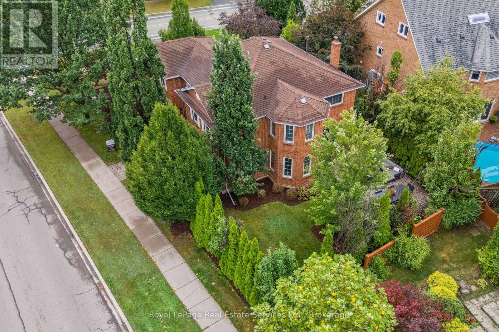 2101 Grosvenor Street, Oakville, Ontario  L6H 4N1 - Photo 42 - W12357811