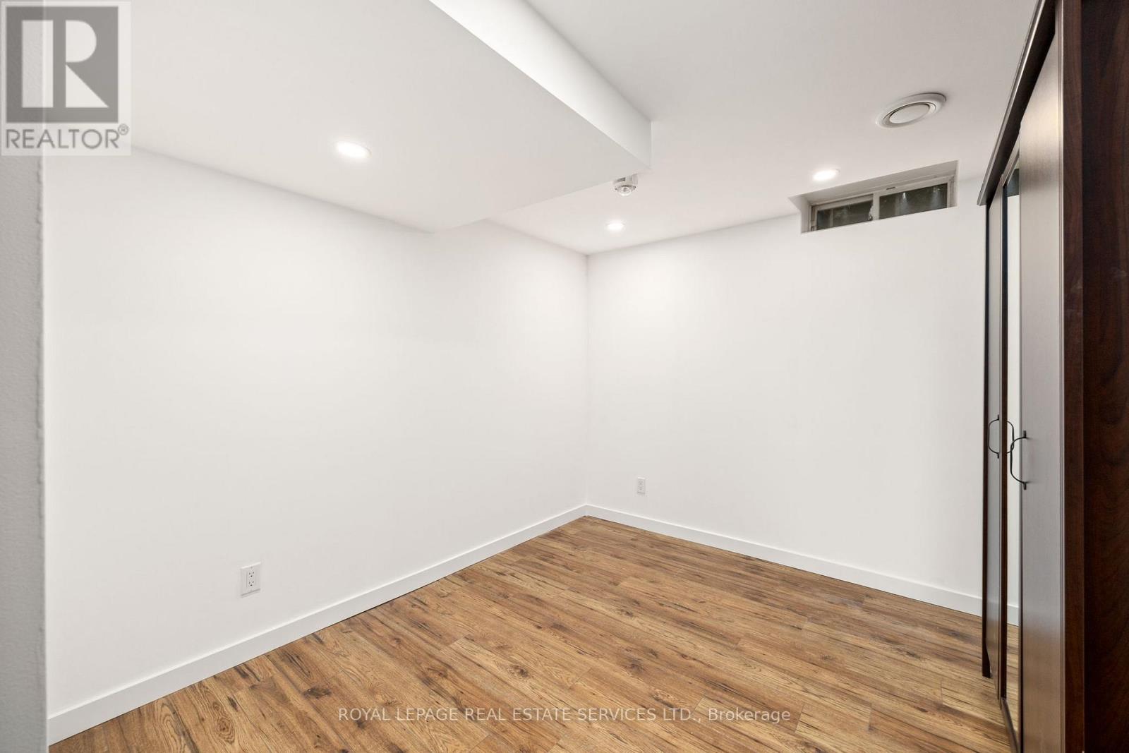 1130 Westview Terrace, Oakville, Ontario  L6M 3M1 - Photo 28 - W12357725