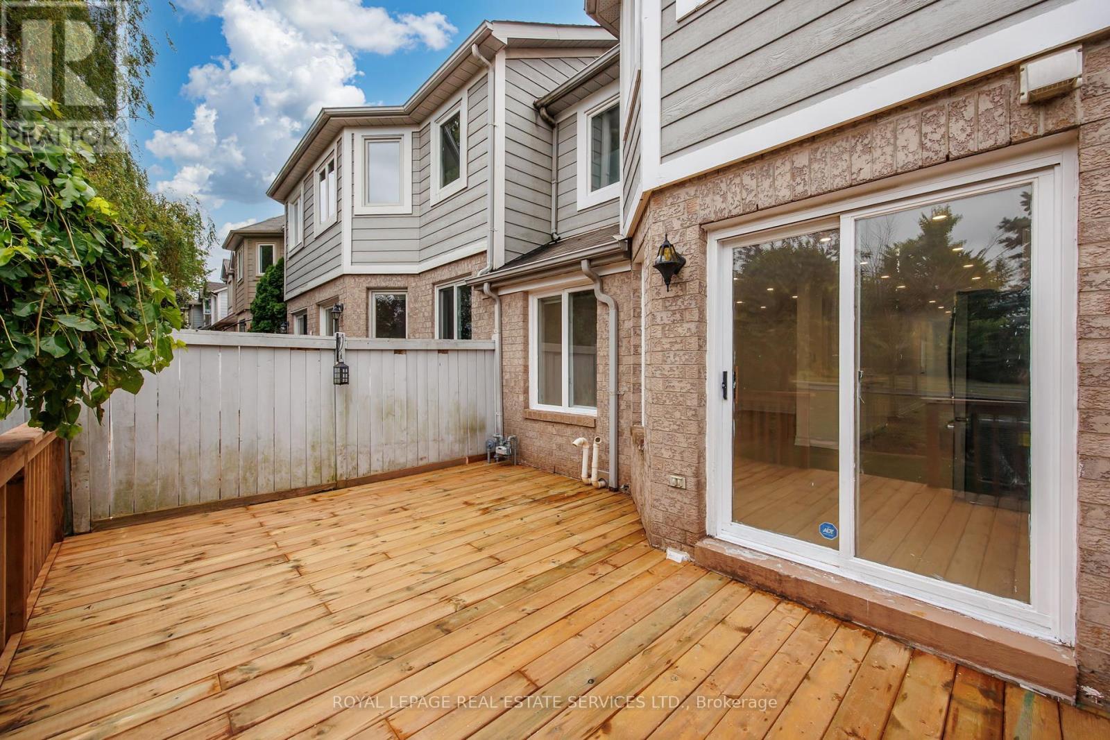 1130 Westview Terrace, Oakville, Ontario  L6M 3M1 - Photo 32 - W12357725