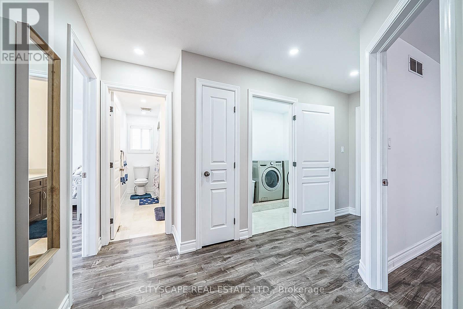 19 Staples Lane, Hamilton, Ontario  L0R 1C0 - Photo 17 - X12357730