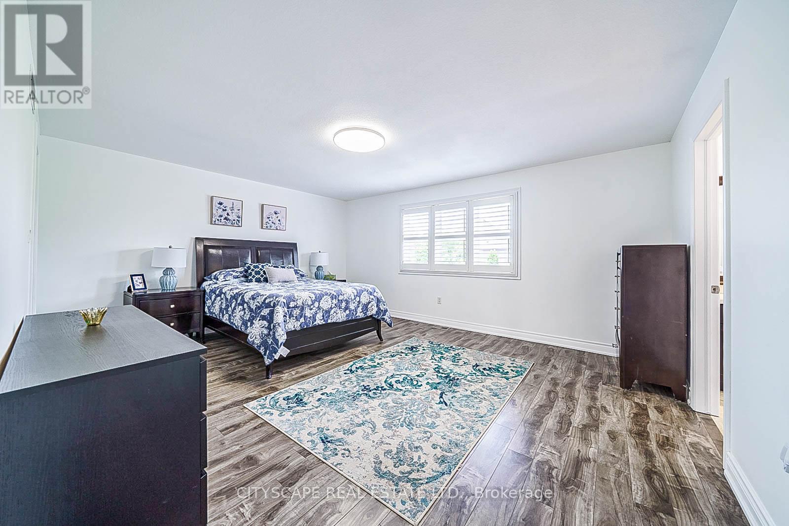 19 Staples Lane, Hamilton, Ontario  L0R 1C0 - Photo 24 - X12357730