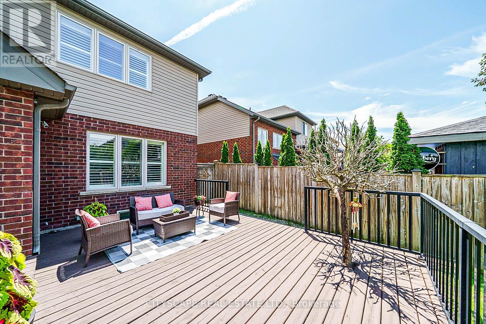 19 Staples Lane, Hamilton, Ontario  L0R 1C0 - Photo 31 - X12357730