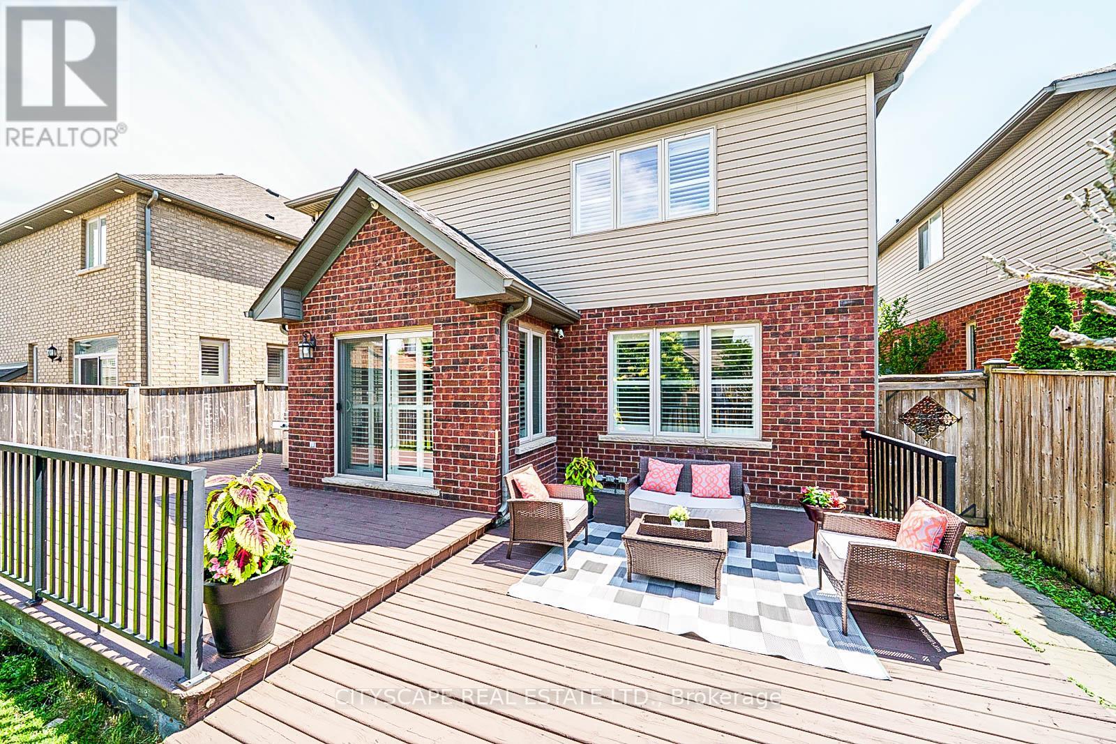 19 Staples Lane, Hamilton, Ontario  L0R 1C0 - Photo 32 - X12357730