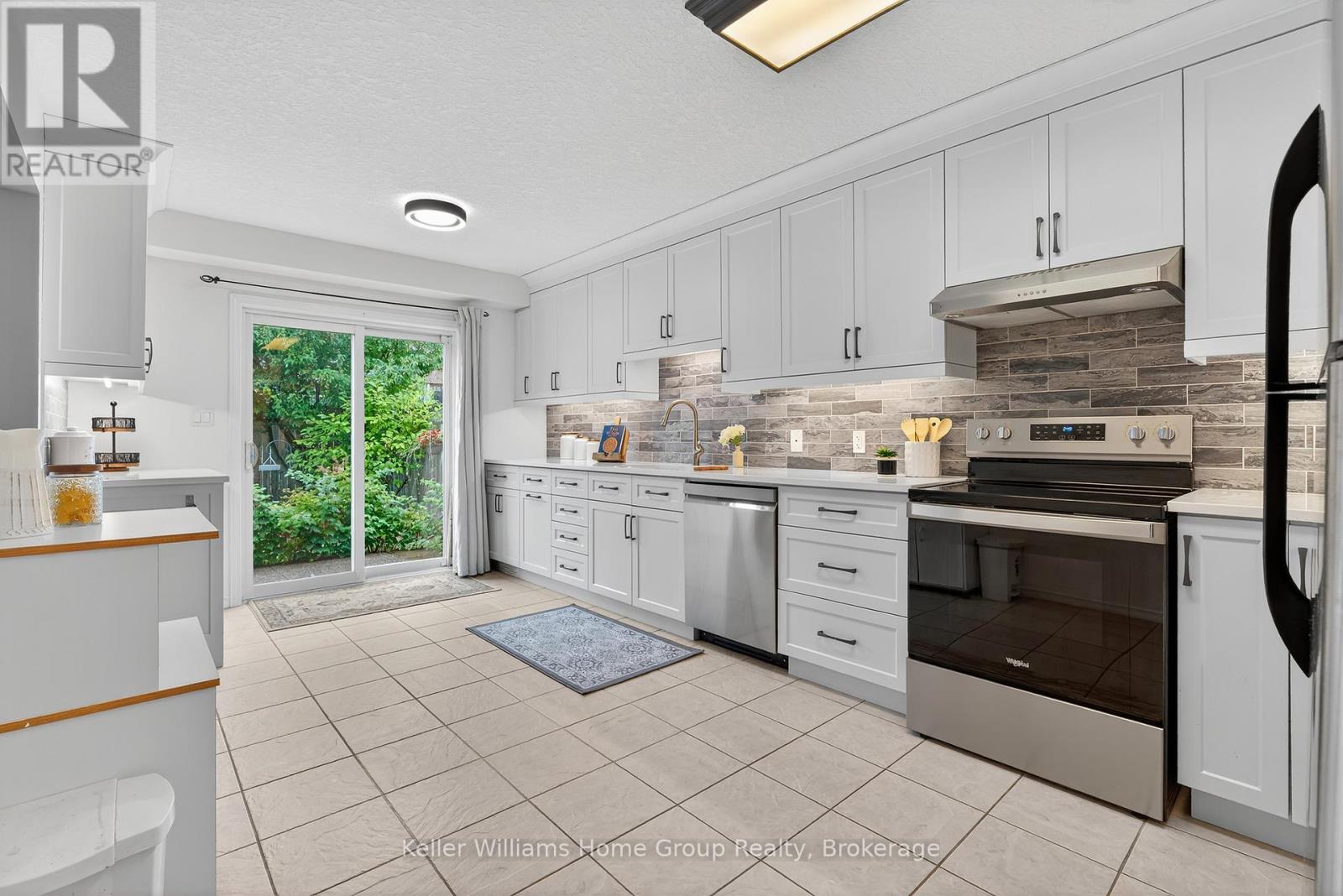 90 Udvari Crescent, Kitchener, Ontario  N2N 0A2 - Photo 6 - X12357812