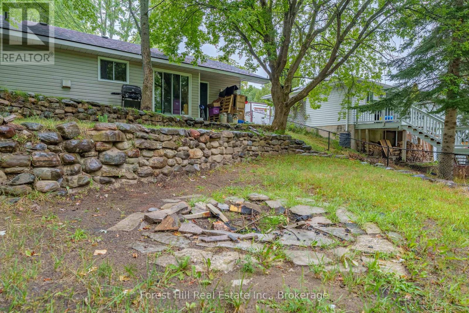 12 Crestview Drive, Huntsville, Ontario  P1H 1S8 - Photo 31 - X12357834
