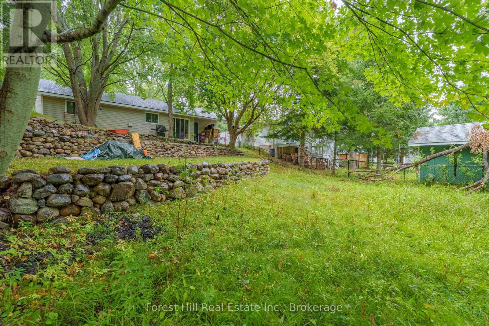 12 Crestview Drive, Huntsville, Ontario  P1H 1S8 - Photo 32 - X12357834