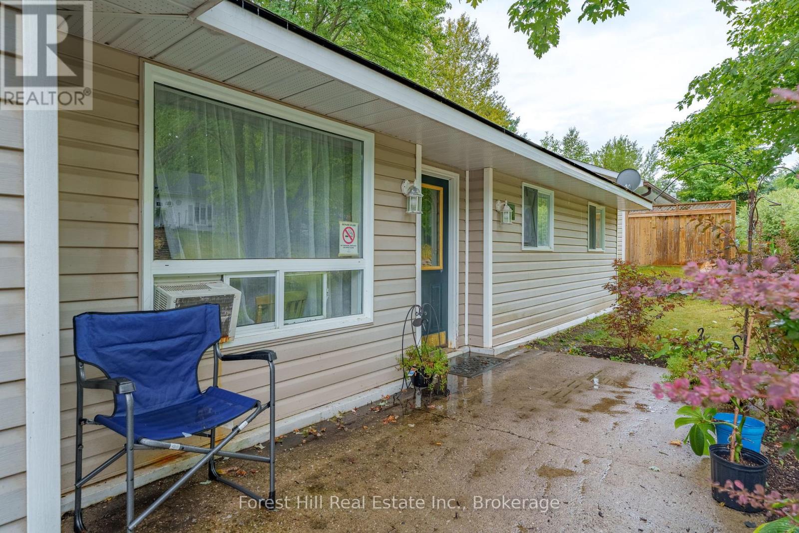 12 Crestview Drive, Huntsville, Ontario  P1H 1S8 - Photo 6 - X12357834