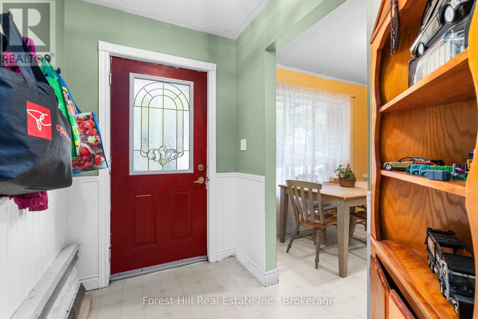 12 Crestview Drive, Huntsville, Ontario  P1H 1S8 - Photo 7 - X12357834