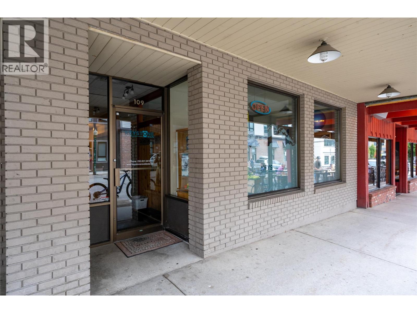 109 Second Street E, Revelstoke, British Columbia  V0E 2S0 - Photo 16 - 10359957