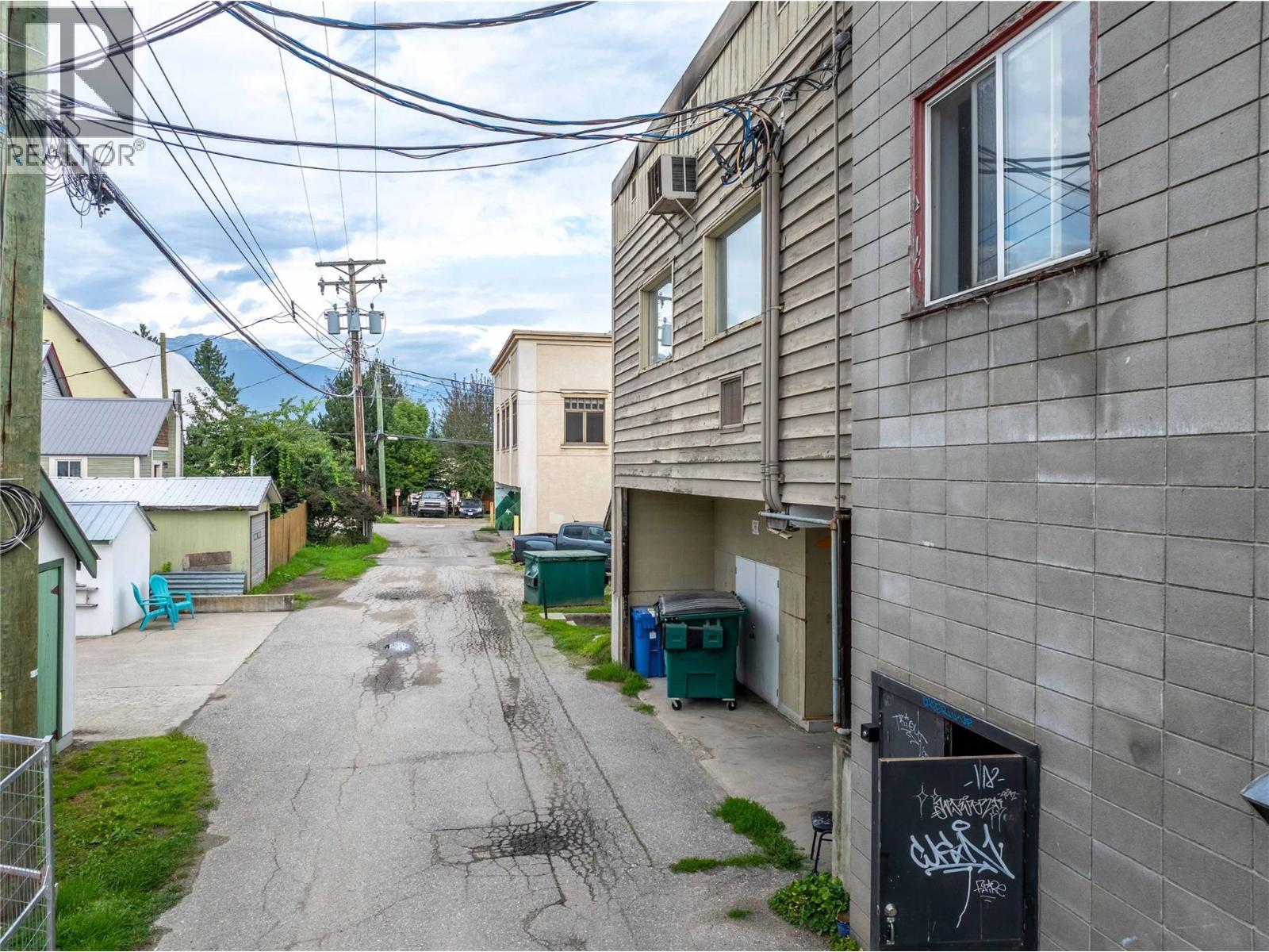 109 Second Street E, Revelstoke, British Columbia  V0E 2S0 - Photo 10 - 10359957