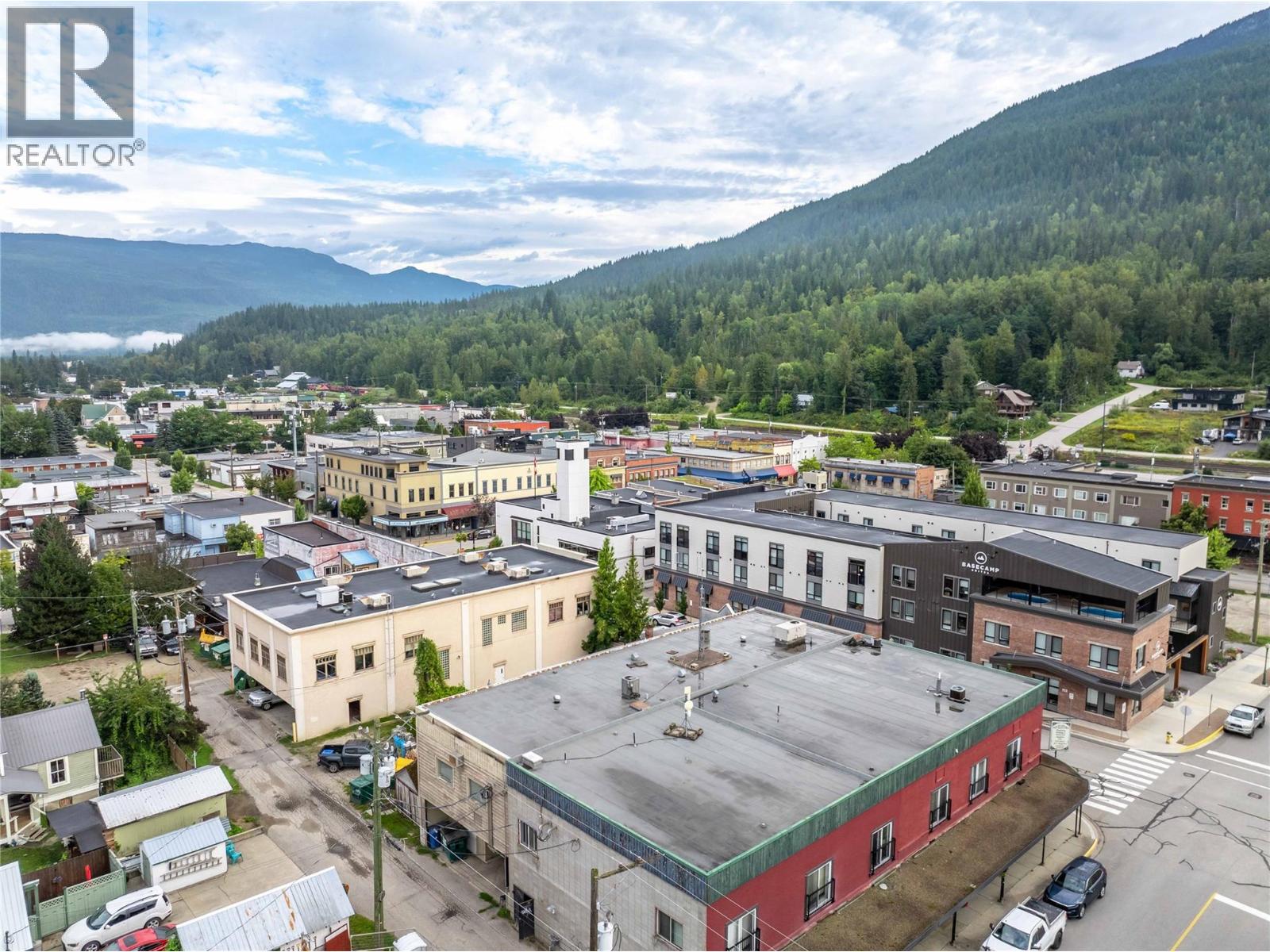 109 Second Street E, Revelstoke, British Columbia  V0E 2S0 - Photo 13 - 10359957
