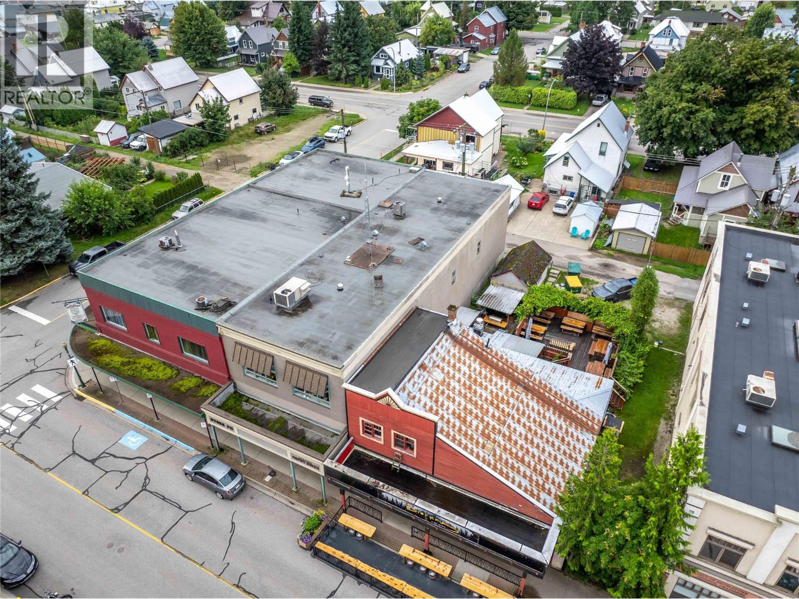 109 Second Street E, Revelstoke, British Columbia  V0E 2S0 - Photo 5 - 10359957