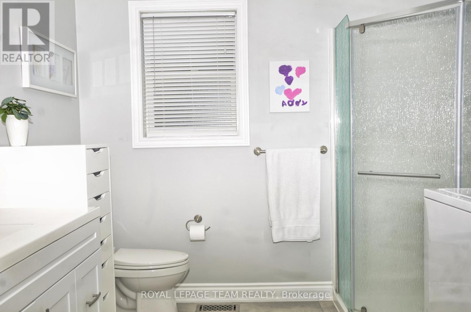 13a Centre Street N, Brockville, Ontario  K6V 5S6 - Photo 18 - X12355665
