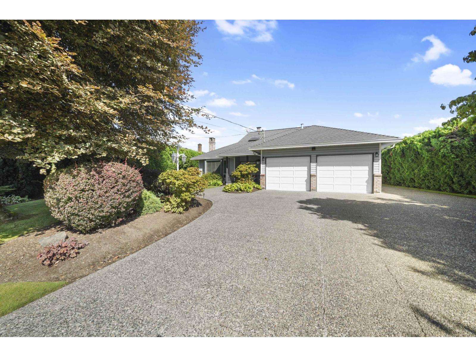 Property at 46209 STRATHCONA ROAD image 3