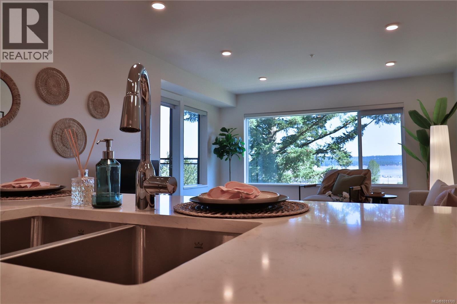 206 135 Haliburton St, Nanaimo, British Columbia  V9R 4V9 - Photo 7 - 1011700