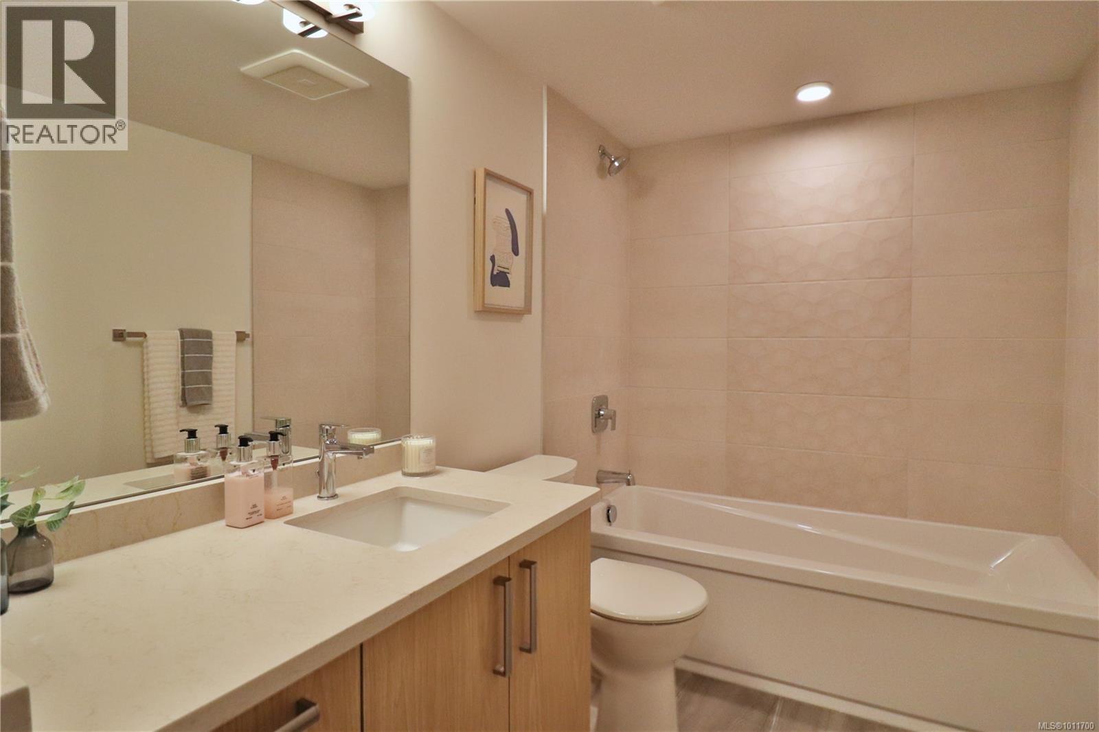 206 135 Haliburton St, Nanaimo, British Columbia  V9R 4V9 - Photo 14 - 1011700