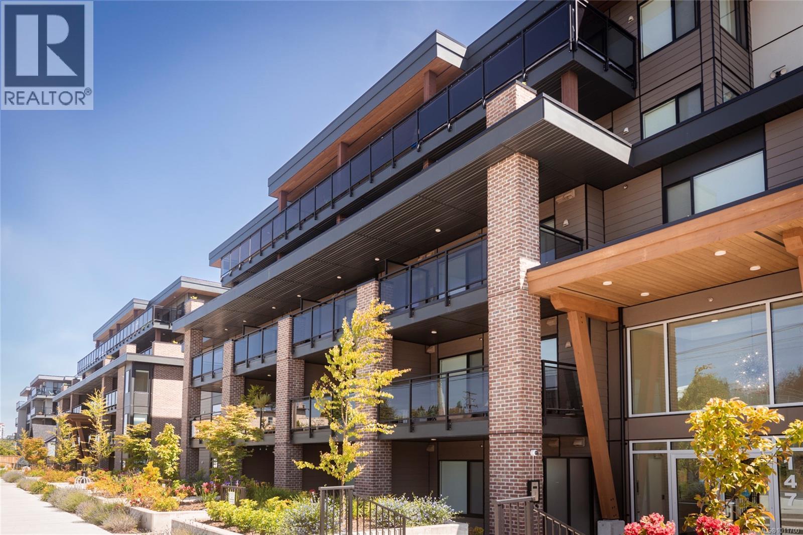 206 135 Haliburton St, Nanaimo, British Columbia  V9R 4V9 - Photo 1 - 1011700