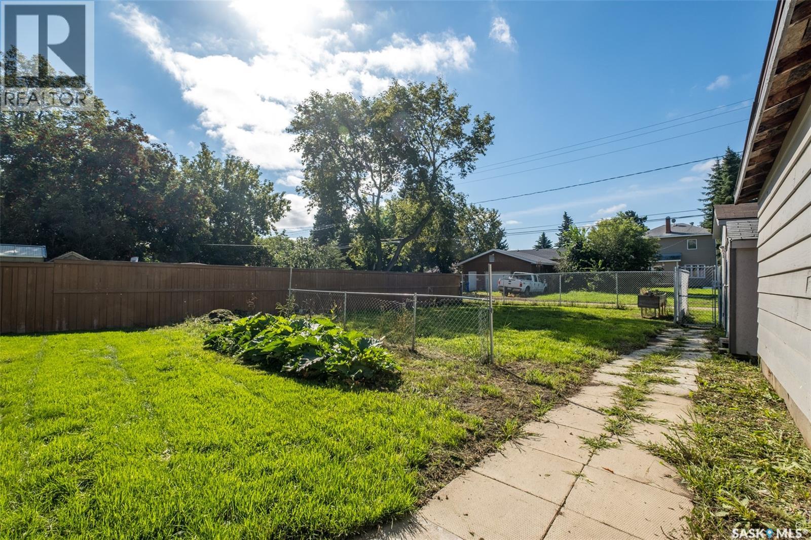 807 1st Street E, Prince Albert, Saskatchewan  S6V 0C3 - Photo 32 - SK016313