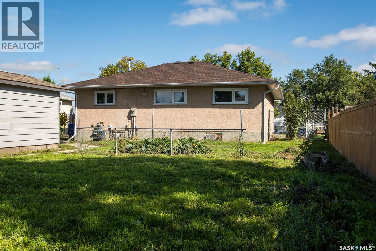 807 1st Street E, Prince Albert, Saskatchewan  S6V 0C3 - Photo 36 - SK016313