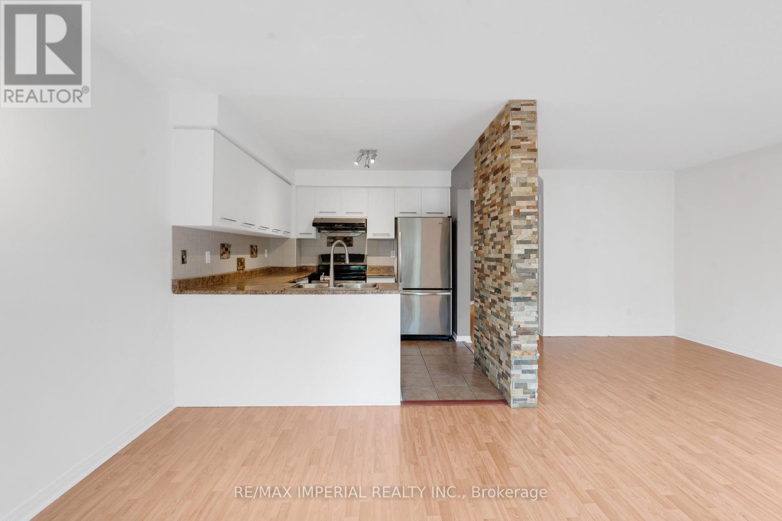 99 Islay Crescent, Vaughan, Ontario  L6A 2B9 - Photo 17 - N12357822