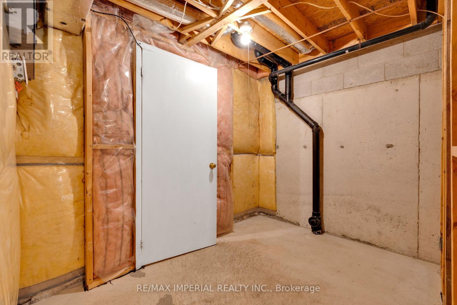 99 Islay Crescent, Vaughan, Ontario  L6A 2B9 - Photo 36 - N12357822