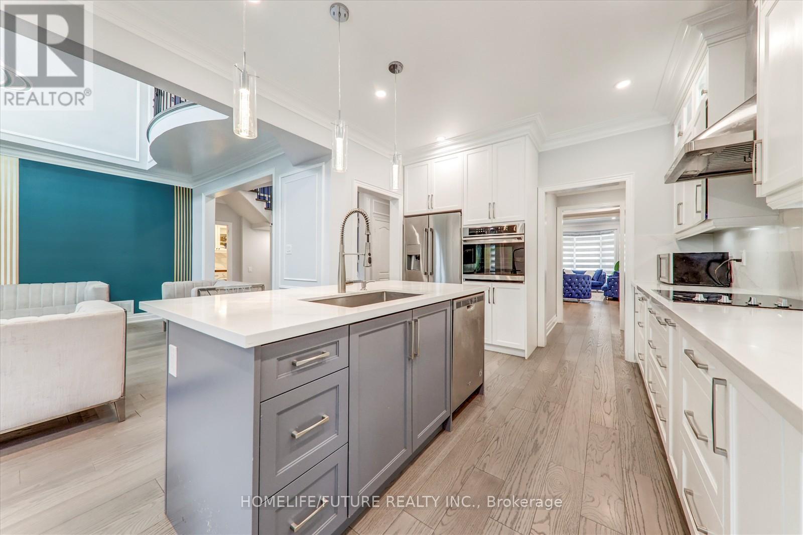 25 Donhaven Road, Markham, Ontario  L6E 1S6 - Photo 12 - N12357877