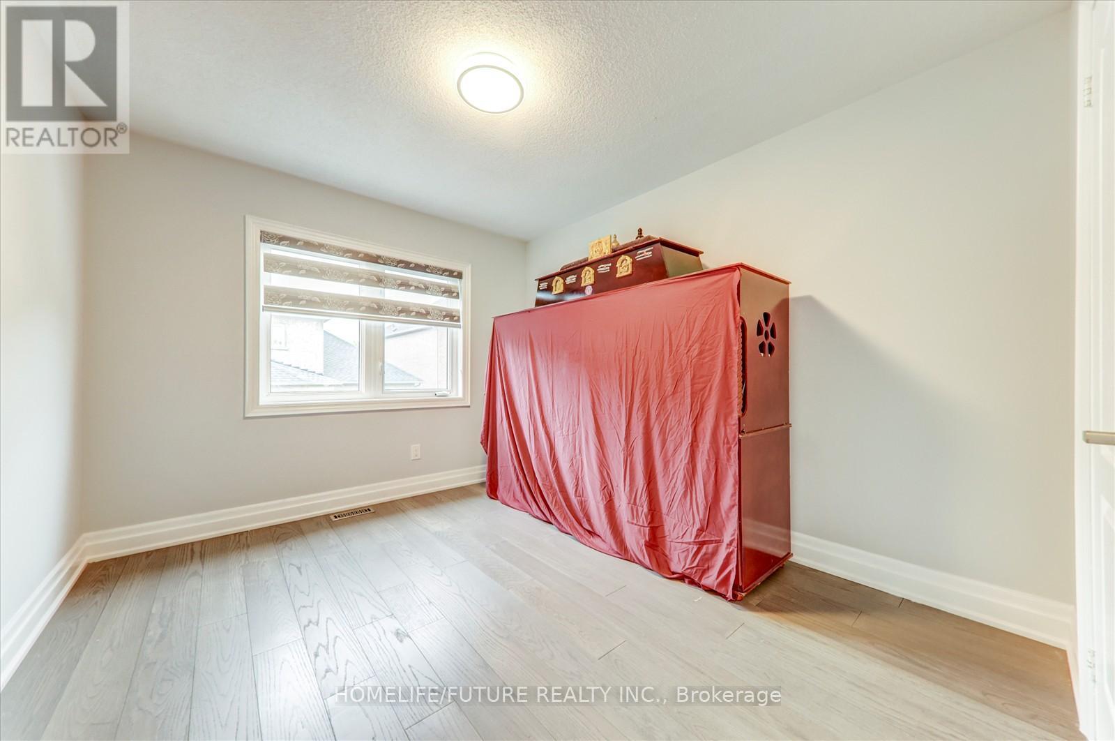25 Donhaven Road, Markham, Ontario  L6E 1S6 - Photo 34 - N12357877