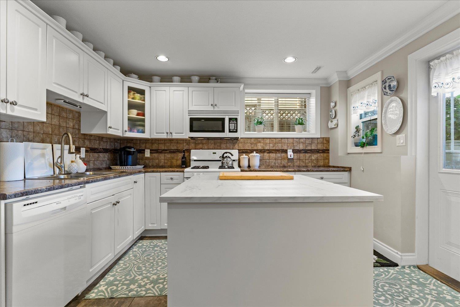 6550 Lavender Place, Sardis South, Chilliwack, British Columbia  V2R 0H5 - Photo 29 - R3039429