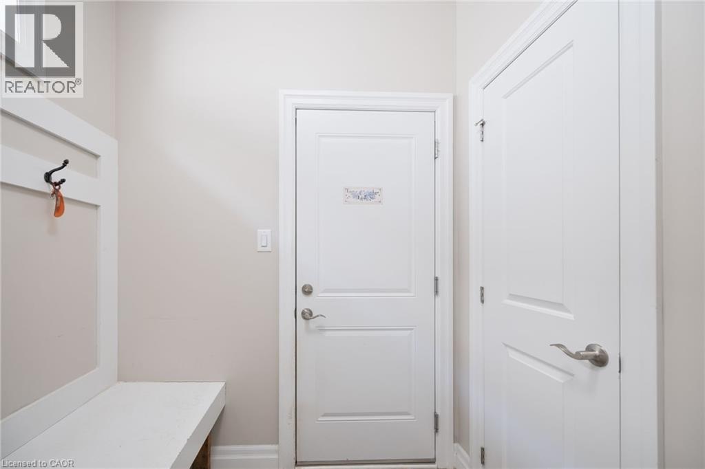 Photo 31 of 50 for 2800 Sheffield Place