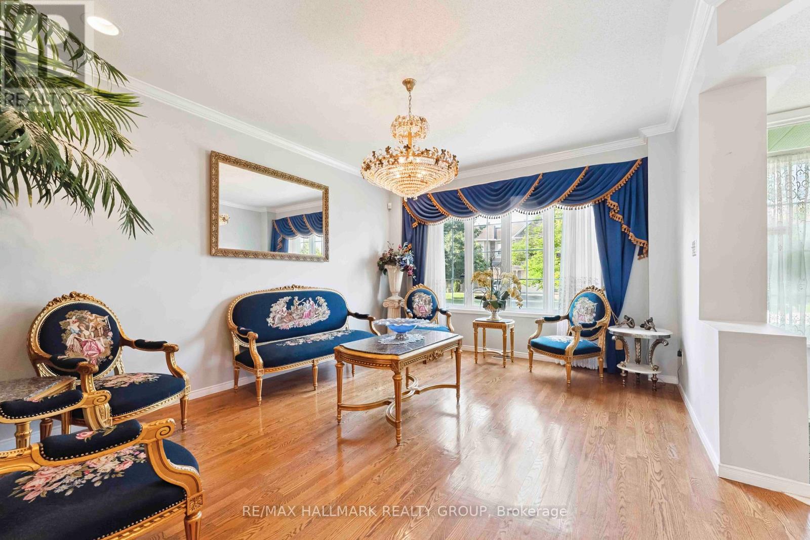 551 Chardonnay Drive, Ottawa, Ontario  K4A 4G7 - Photo 3 - X12357949