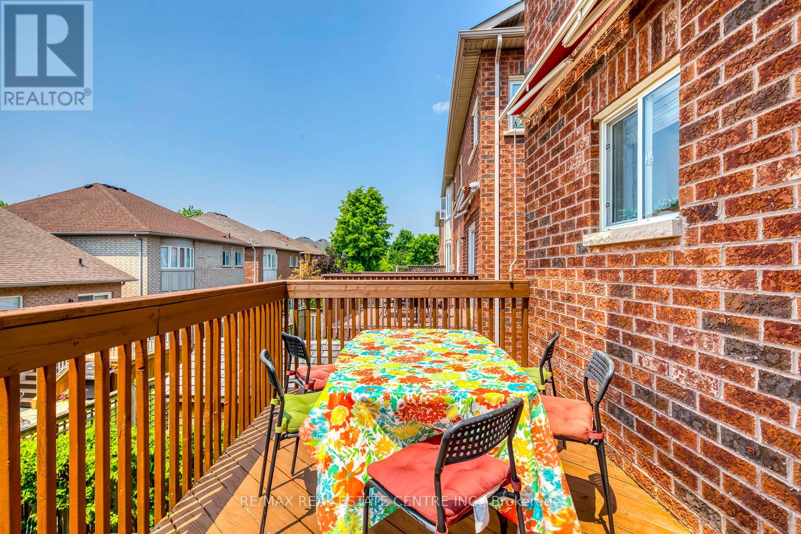 5360 Cachet Crescent, Burlington, Ontario  L7L 7N6 - Photo 16 - W12357787