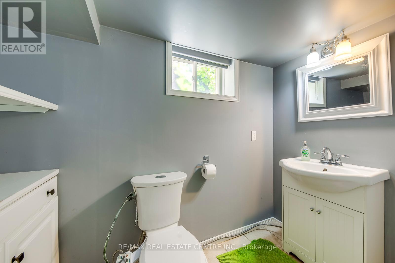 5360 Cachet Crescent, Burlington, Ontario  L7L 7N6 - Photo 34 - W12357787