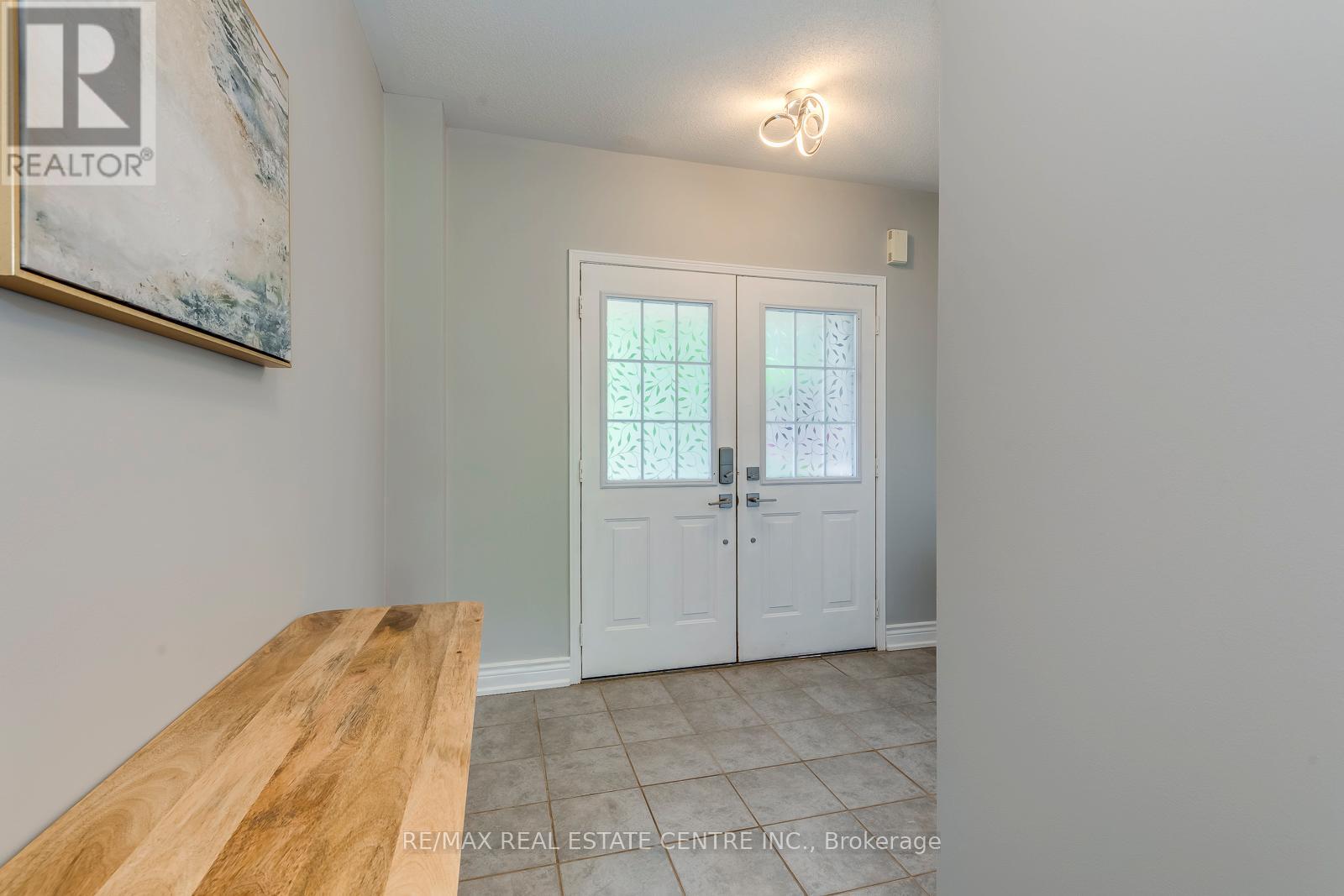 5360 Cachet Crescent, Burlington, Ontario  L7L 7N6 - Photo 6 - W12357787