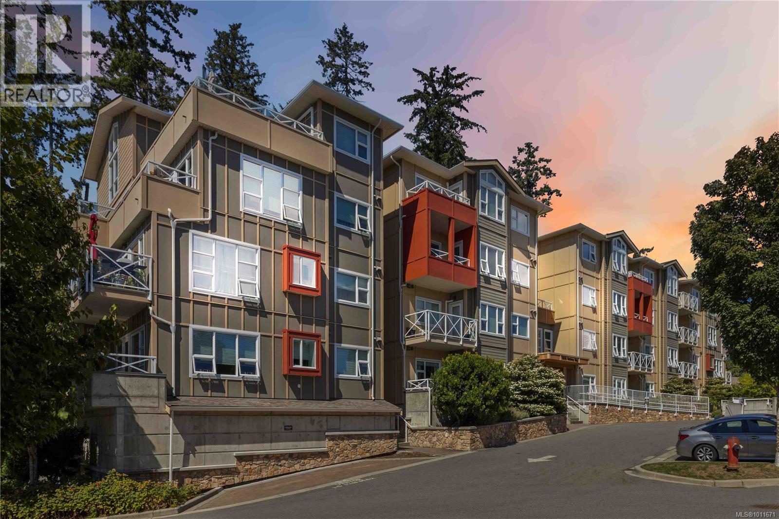 408 1900 Watkiss Way, View Royal, British Columbia