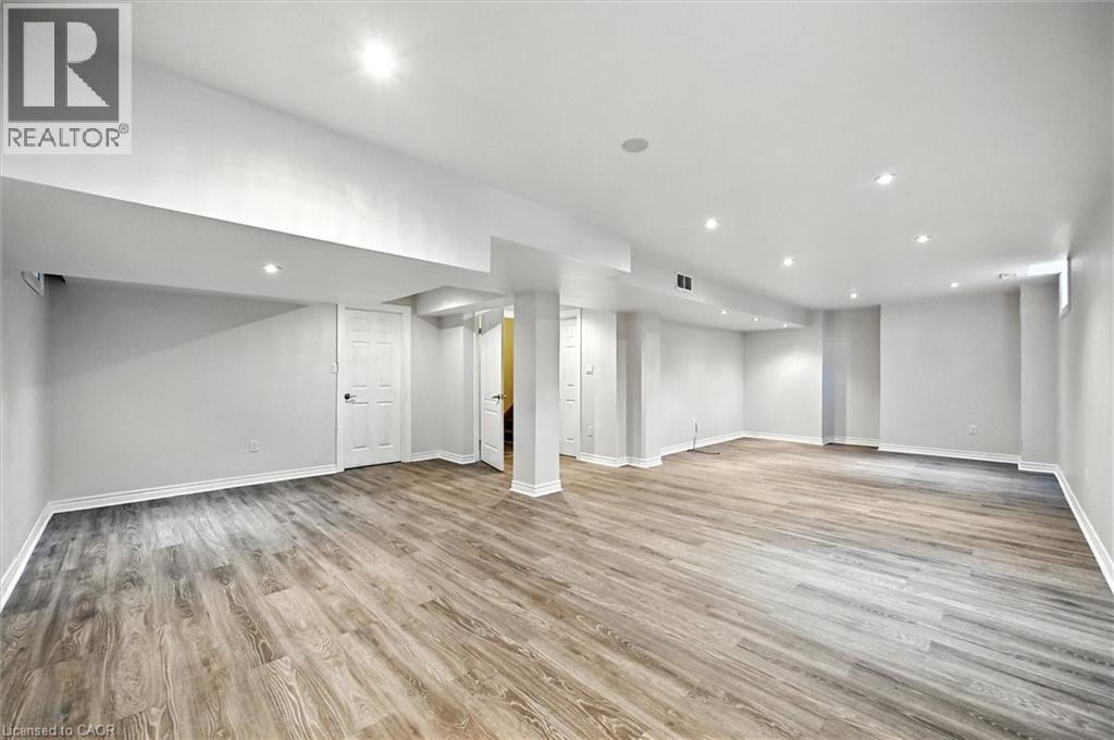 167 Alessio Drive, Hamilton, Ontario  L9B 0E9 - Photo 34 - 40758371